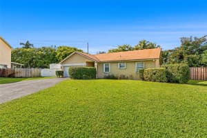 5743 Sw 57th Way Davie, FL 33314 - MLS#A11903047