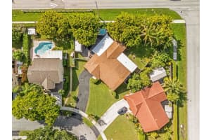 5743 Sw 57th Way Davie, FL 33314 - MLS#A11903047