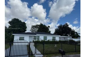 2441 Nw 98th St Miami, FL 33147 - MLS#A11903048