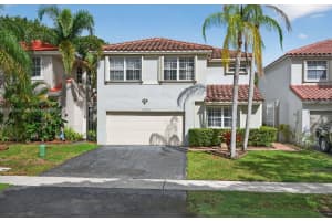 10753 Lenox Rd, Cooper City