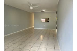 10360 W Cypress Ct 10360 Pembroke Pines, FL 33026 - MLS#A11903065