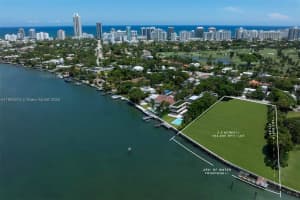 5940 N Bay Rd Miami Beach, FL 33140 - MLS#A11903073