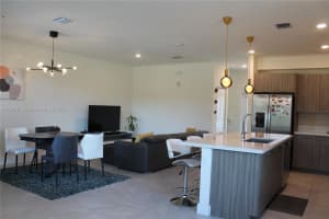 8265 Nw 41 St C-110 Doral, FL 33166 - MLS#A11903116