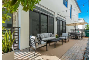 8013 Nw 42nd St Doral, FL 33166 - MLS#A11903123