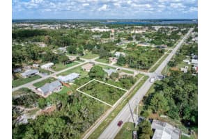 3208 Thunderbird Road Sebring, FL 33872 - MLS#A11903206