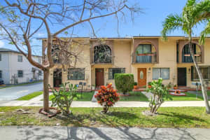 1782 W 42nd St 1782, Hialeah 1782 W 42nd St 1782, Hialeah