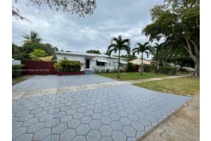 1545 NE 138th St, North Miami, FL 33161, - MLS#A11903249