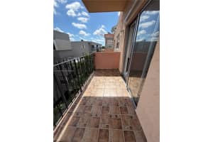 1055 W 77th St 411, Hialeah 1055 W 77th St 411, Hialeah