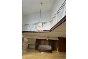 2025 NE 164th St APT 803, North Miami Beach, FL 33162, - MLS#A11903299