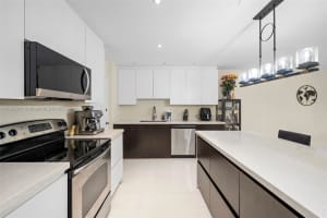 1330 Ne 105th St 301 Miami Shores, FL 33138 - MLS#A11903311