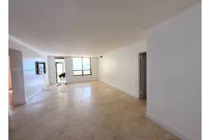 10185 Collins 308, Bal Harbour