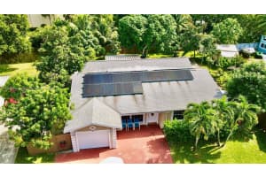 301 Nw 83rd Way Pembroke Pines, FL 33024 - MLS#A11903344