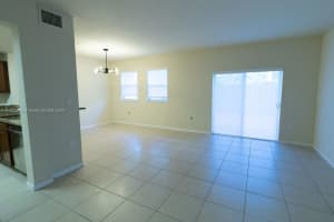 8740 Nw 97th Ave 103 Doral, FL 33178 - MLS#A11903345