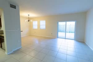 8740 Nw 97th Ave 103 Doral, FL 33178 - MLS#A11903345