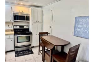 300 Bayview Dr 1903 Sunny Isles Beach, FL 33160 - MLS#A11903360