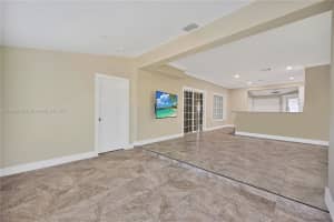 818 Ne 3rd St Hallandale Beach, FL 33009 - MLS#A11903368