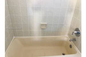 2310 W 74th St 203 Hialeah, FL 33016 - MLS#A11903405