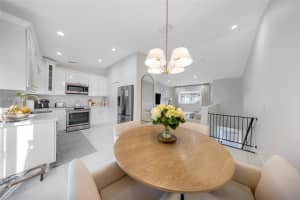 7271 Nw 174th Ter 203 Hialeah, FL 33015 - MLS#A11903426