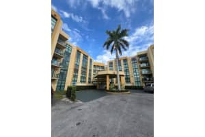 11790 Sw 18th St 107-3, Miami