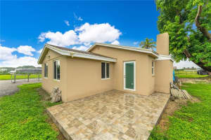 20040 Sw 248th St, Homestead