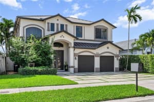 15452 Sw 24th Ter, Miami