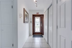 906 N 13th Ave Hollywood, FL 33019 - MLS#A11903500