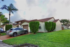 17450 Nw 66th Ct Hialeah, FL 33015 - MLS#A11903501