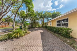 8670 Sw 27th Ln Miami, FL 33155 - MLS#A11903503