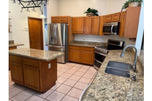 2700 Nw 112th Ave 2700, Coral Springs