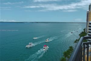 540 Brickell Key Dr 1427, Miami