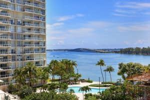 145 Se 25th Rd 702, Miami