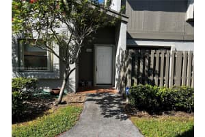 10643 Sw 113th Pl 81a, Miami