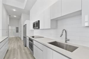 101 Diplomat Pkwy Ph05 Hallandale Beach, FL 33009 - MLS#A11903580