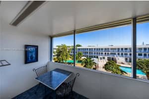 15610 Ne 6th Ave 33d Miami, FL 33162 - MLS#A11903585