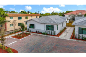 402 Nw 41st St 402 Oakland Park, FL 33309 - MLS#A11903593