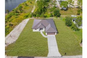 801 Wagner Ave Lehigh Acres, FL 33972 - MLS#A11903596