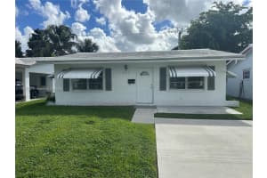 8308 Nw 57th Ct Tamarac, FL 33321 - MLS#A11903638