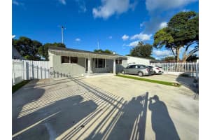 1545 Nw 85th St, Miami