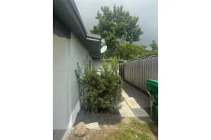 5611 Sw 38th St Davie, FL 33314 - MLS#A11903656