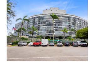 900 Bay Dr 209 Miami Beach, FL 33141 - MLS#A11903670