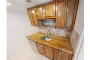 900 Bay Dr 209 Miami Beach, FL 33141 - MLS#A11903670