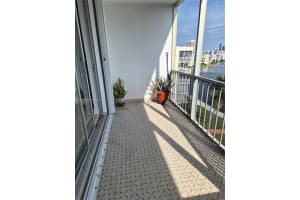 2910 Point E Dr APT M610, Aventura, FL 33160, - MLS#A11903672