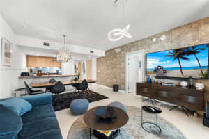 1000 Brickell Plz 4705, Miami