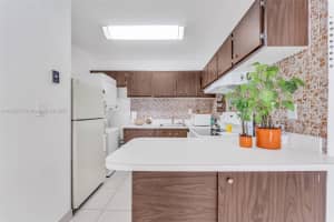 3661 Sw 9th Ter 402 Miami, FL 33135 - MLS#A11903732