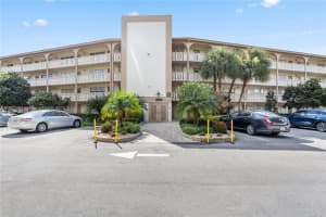 2301 Lucaya Ln N2, Coconut Creek