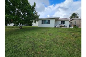 9590 Nw 21st Mnr Sunrise, FL 33322 - MLS#A11903753