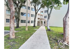 6175 Nw 186th St 303 Hialeah, FL 33015 - MLS#A11903766