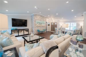 50 Nw 128th Ave Plantation, FL 33325 - MLS#A11903773