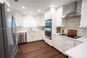 50 Nw 128th Ave Plantation, FL 33325 - MLS#A11903773