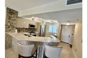 2334 S Cypress Bend Dr 501 Pompano Beach, FL 33069 - MLS#A11903871